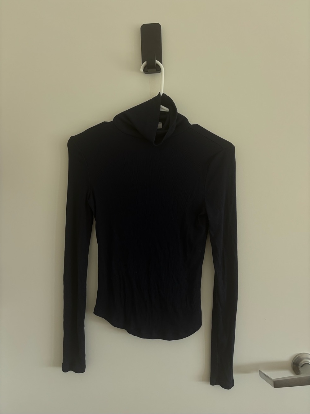 Aritzia Sunday Best ReRib Long Sleeve Top